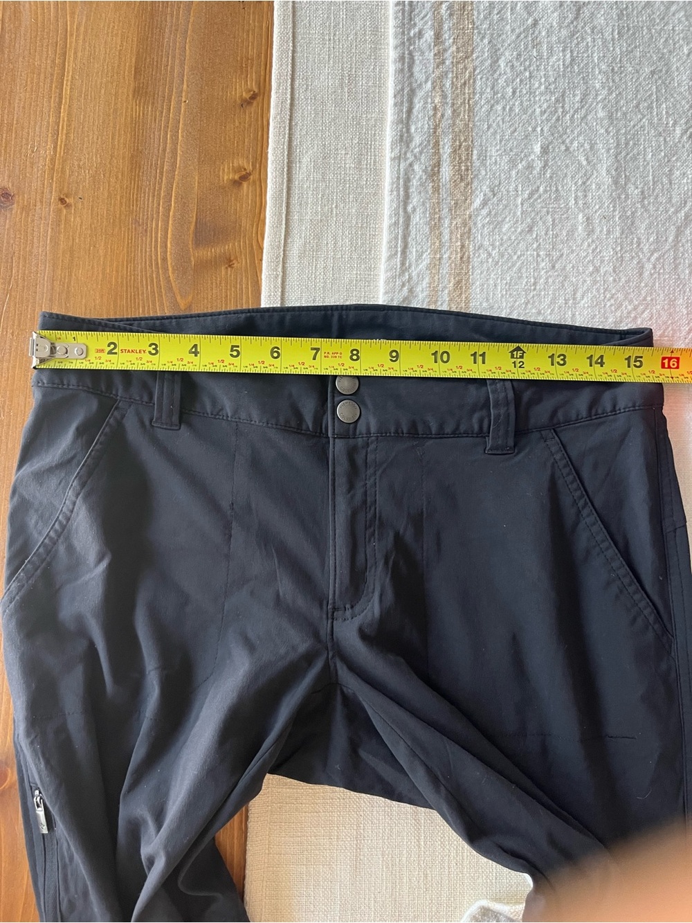 Columbia Black Lightweight Outdoor Pants - Picture 3 of 5